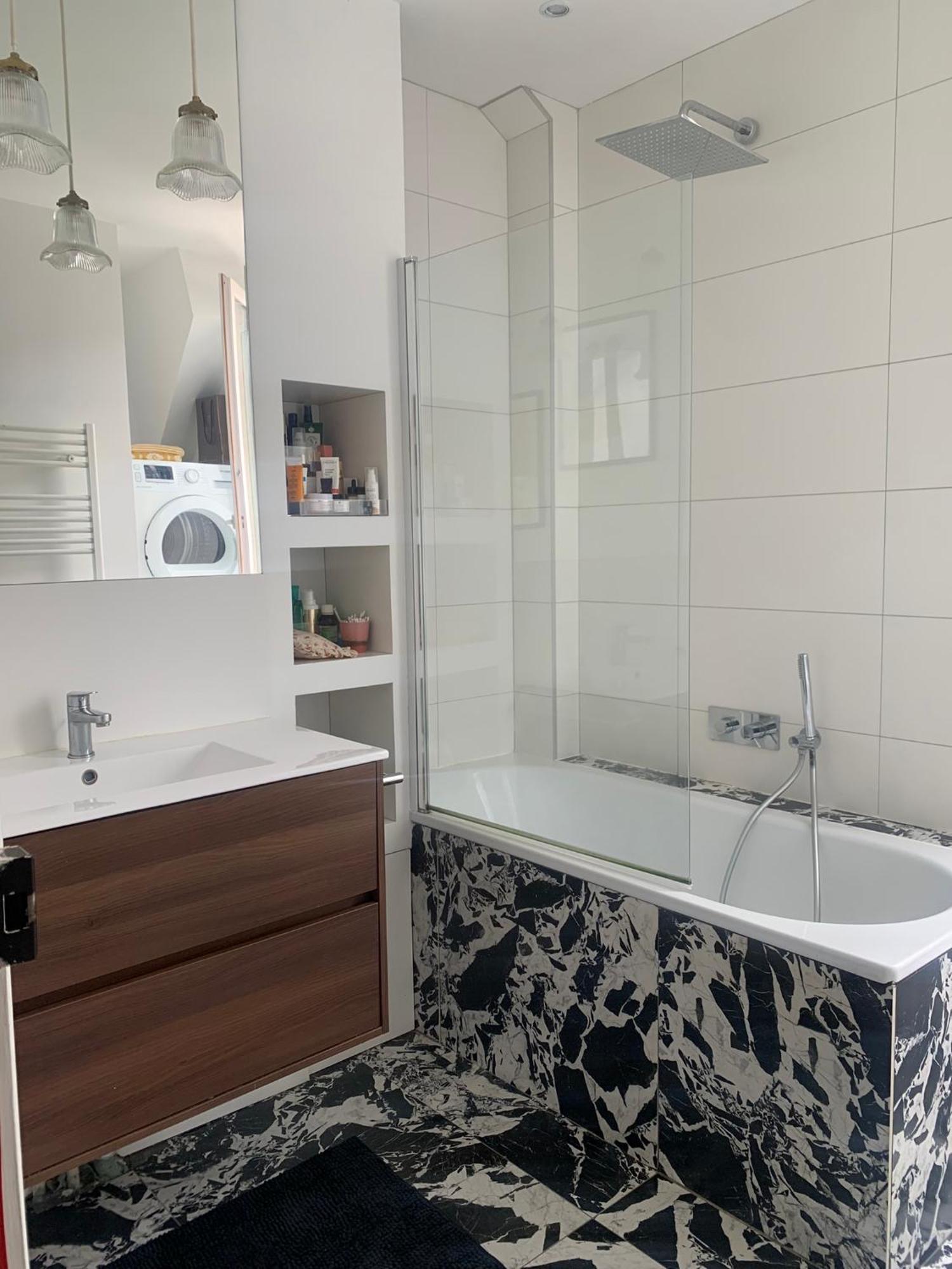 Appartamento Parisian With Balcony Parigi